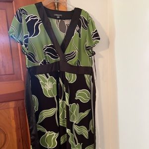 Apt 9 dress in brown and green. Size XL